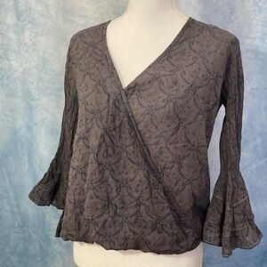 🏵️2for$40🏵️ Lovestitch Lavender & Navy Patterned Wrap Blouse V-Neck Bell Sleeves